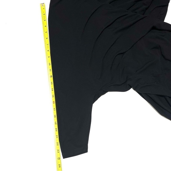 The Group by Babaton Cocoon Woman Black Aritzia Draped Cardigan Size M/L - Picture 10 of 15